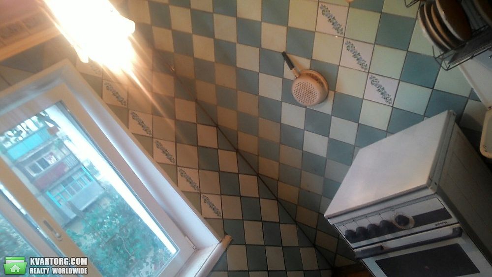 Sell 2-room apartment. Днепропетровск, ул. Батумская — photo 1