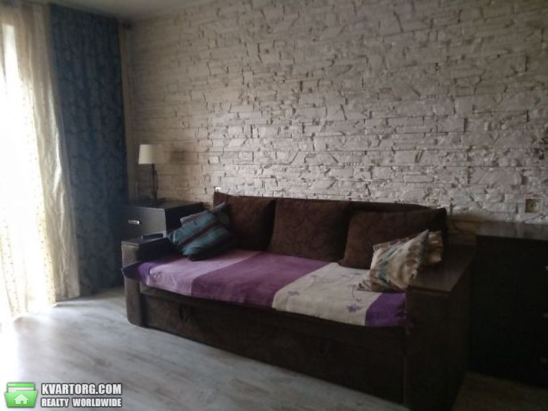 Sell 3-room apartment. Киев,  Приречная — photo 4