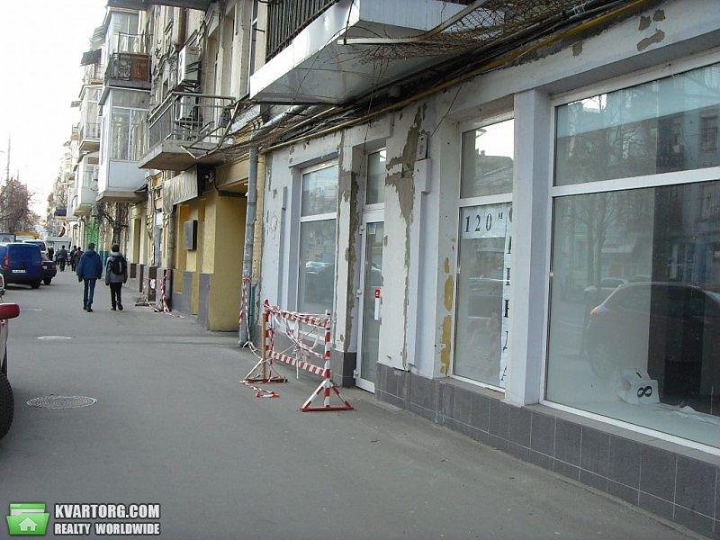 Rent out shop. Киев, ул. Саксаганского — photo 1