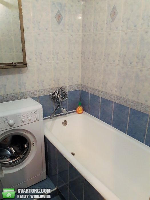 Rent out 2-room apartment. Киев,  Ромена Роллана бул — photo 3