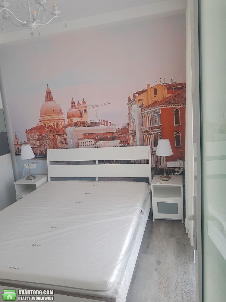 Rent out 1-room apartment. Киев,  Трутенко — photo 3