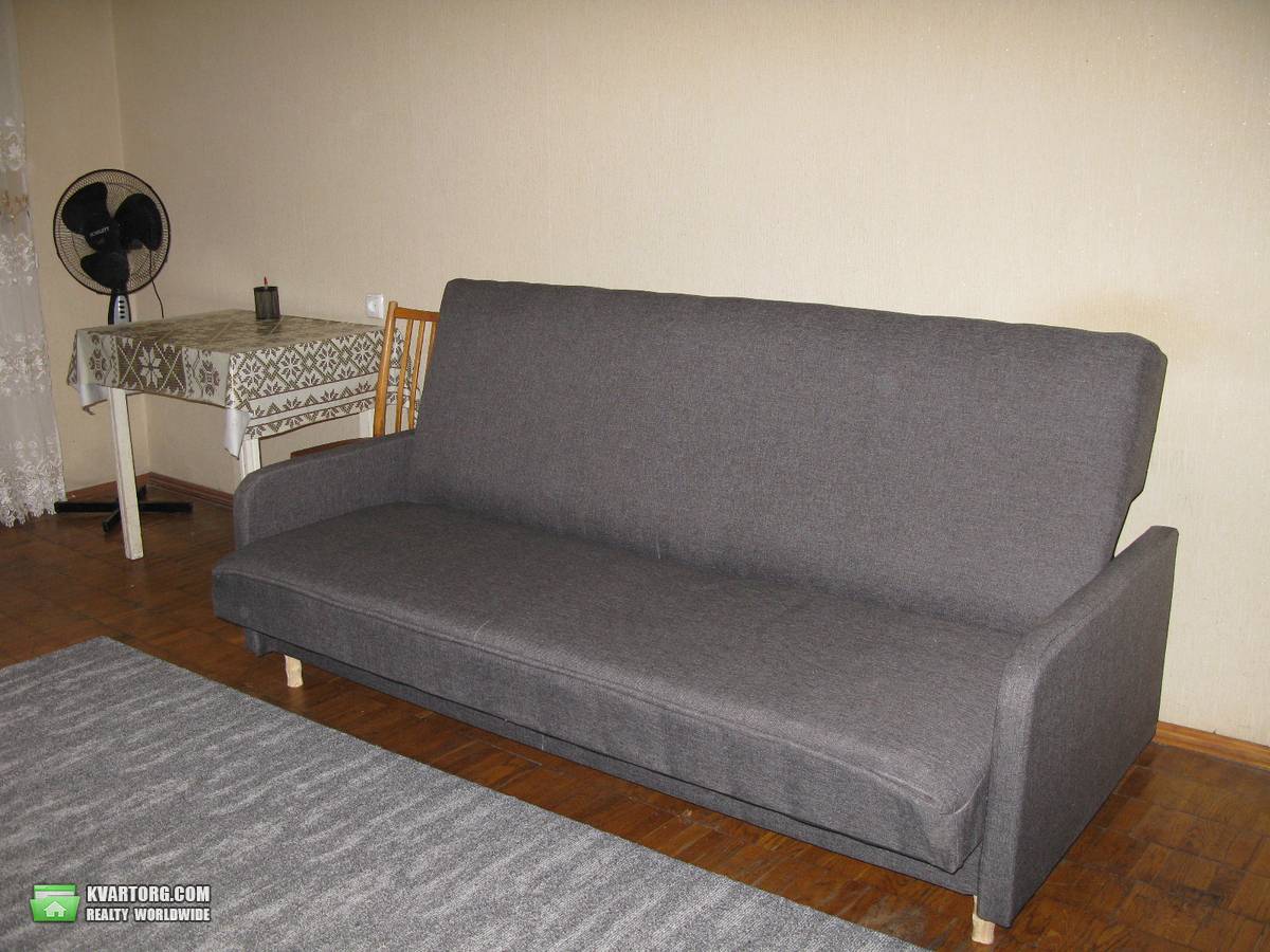 Rent out 1-room apartment. Киев, Вереснева — photo 2