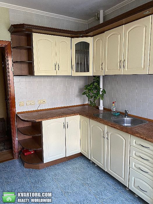 Sell 3-room apartment. Киев,  Свободы пр — photo 1