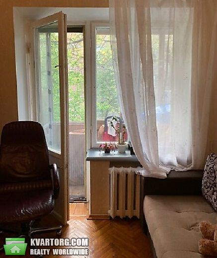 Sell 2-room apartment. Киев,  Салютная — photo 5