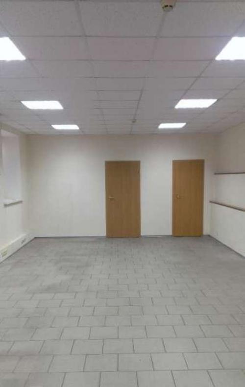 Rent out office. Киев, Почайнинская — photo 3