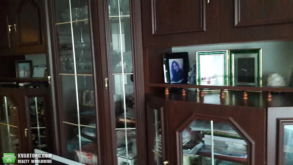 Rent out 2-room apartment. Киев,  метро "Героев Днепра" — photo 2