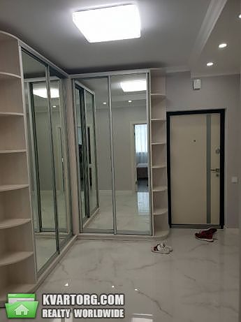 Rent out 3-room apartment. Киев, Олени Пчилки — photo 7