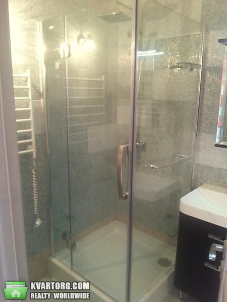 Rent out 3-room apartment. Киев,  ул. Дмитриевская — photo 8