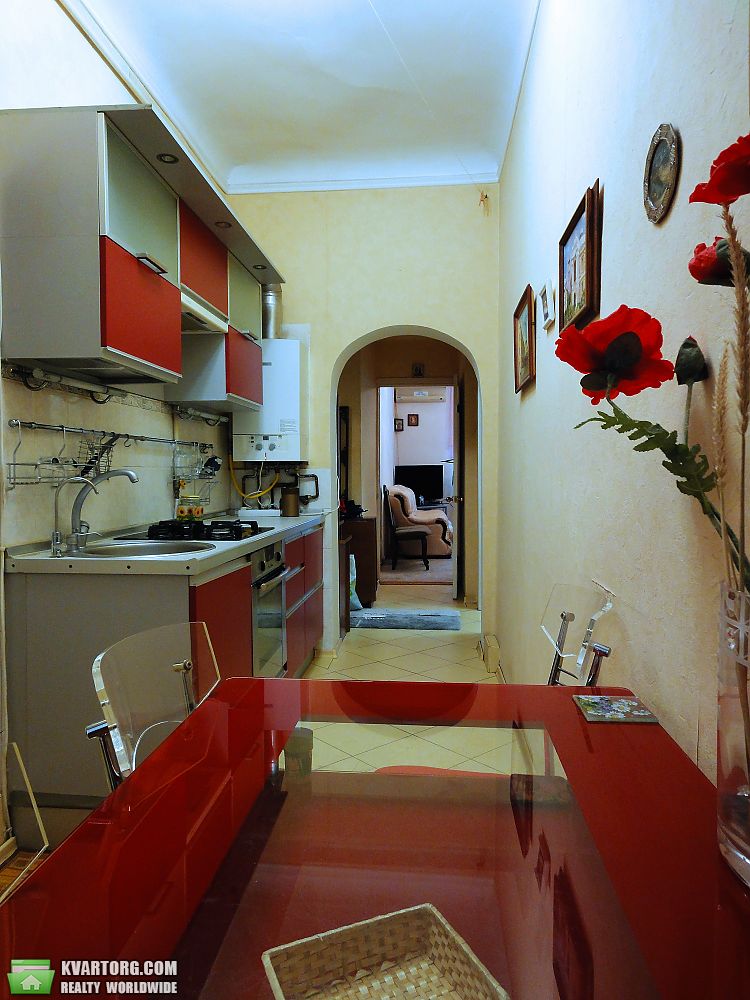 Rent out 2-room apartment. Одесса, Пироговская — photo 1