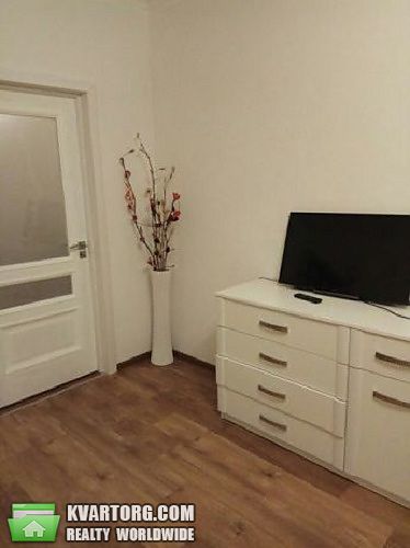 Sell 2-room apartment. Киев,  Саперно-Слободская — photo 2