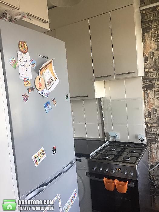 Sell 2-room apartment. Киев,  Набережно-Луговая — photo 8
