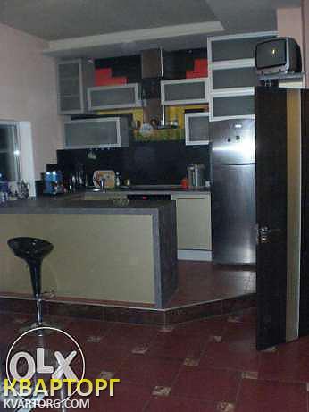 Rent out house. Киев, Садовая — photo 2