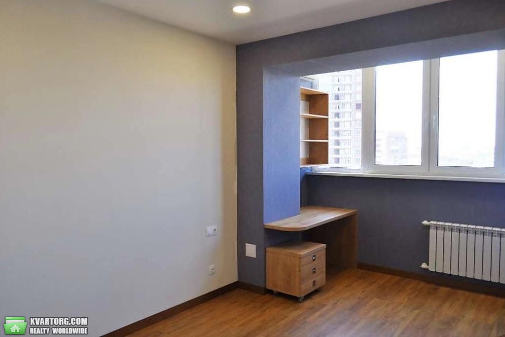 Rent out 4-room apartment. Киев,  Мирного Панаса — photo 5