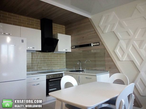 Rent out 2-room apartment. Киев, вацвала гавела — photo 1