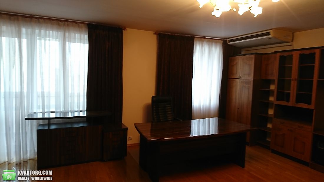 Rent out 3-room apartment. Киев,  Княжий Затон — photo 3