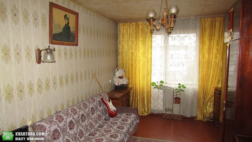 Sell 3-room apartment. Киев,  Приречная — photo 1