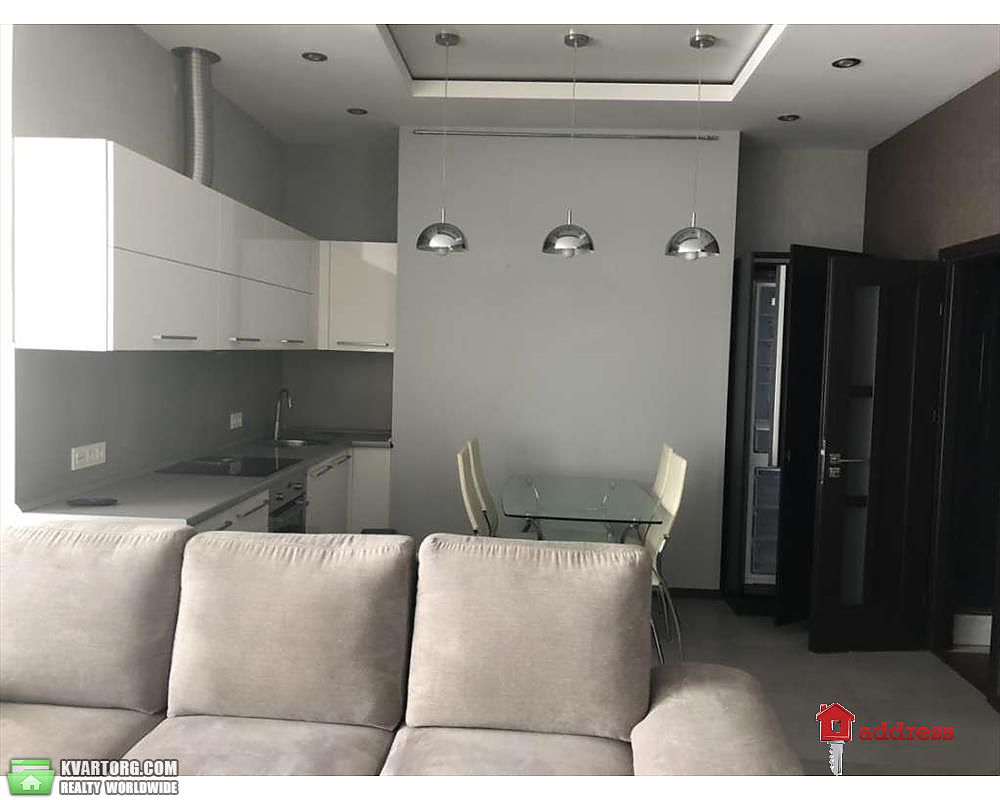 Rent out 1-room apartment. Киев,  Соломенская — photo 5