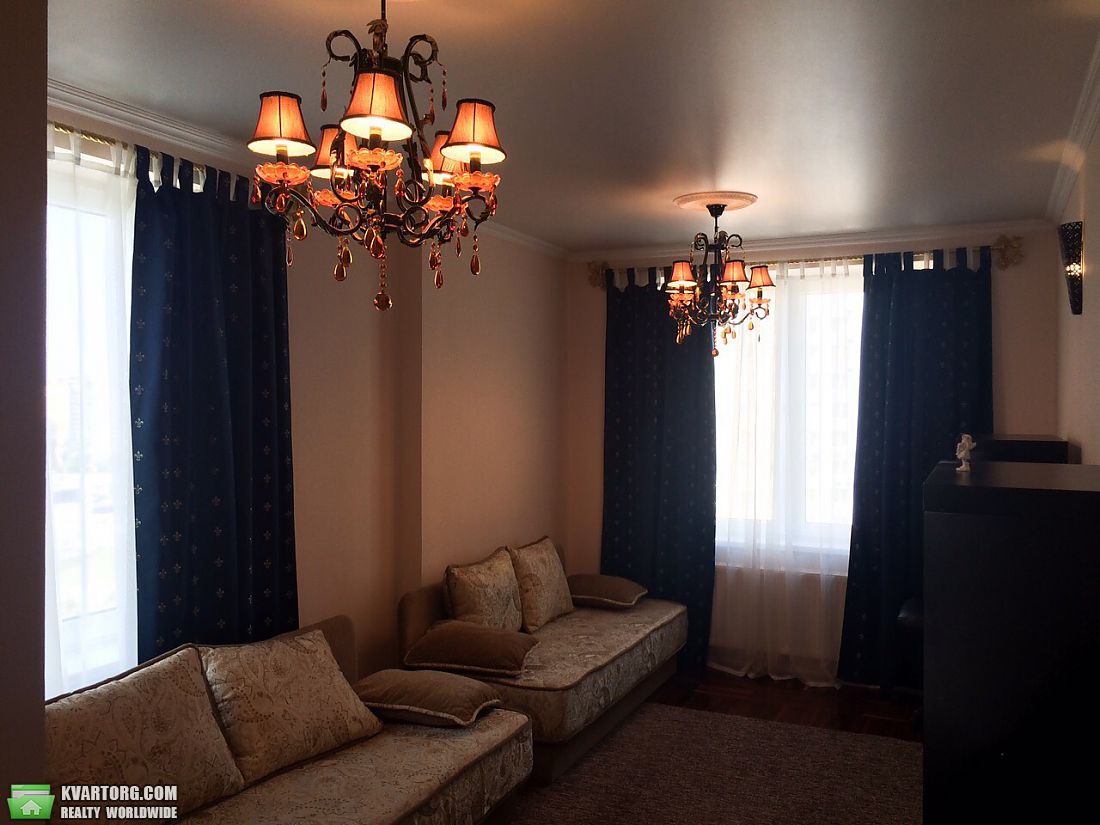 Rent out 3-room apartment. Киев,  Глушкова пр — photo 4