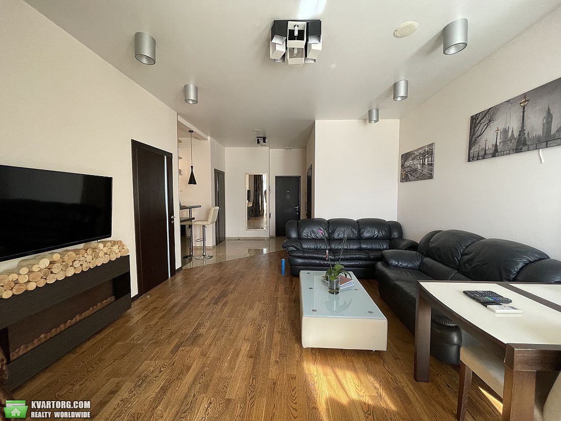 Rent out 2-room apartment. Киев, Михновского — photo 2