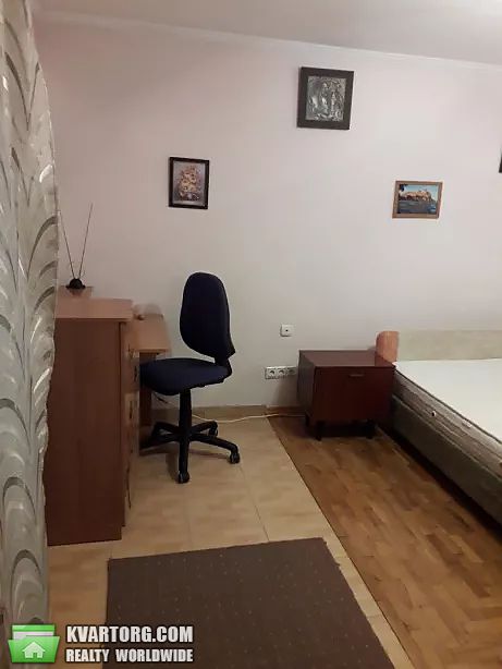 Rent out 1-room apartment. Вишневое, Школьная — photo 1
