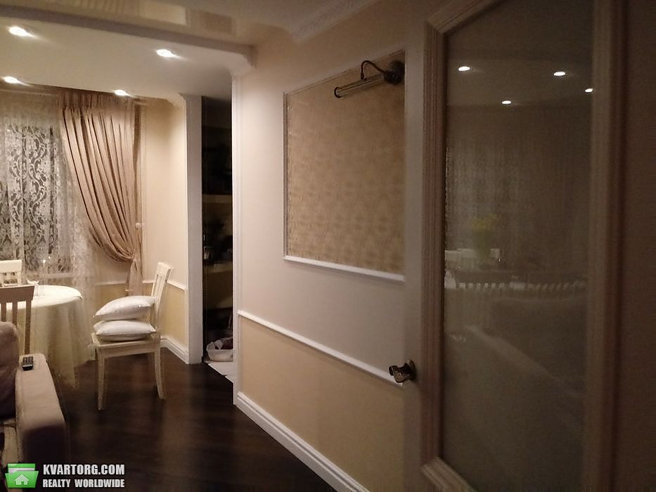 Sell 3-room apartment. Киев,  Маяковского — photo 3