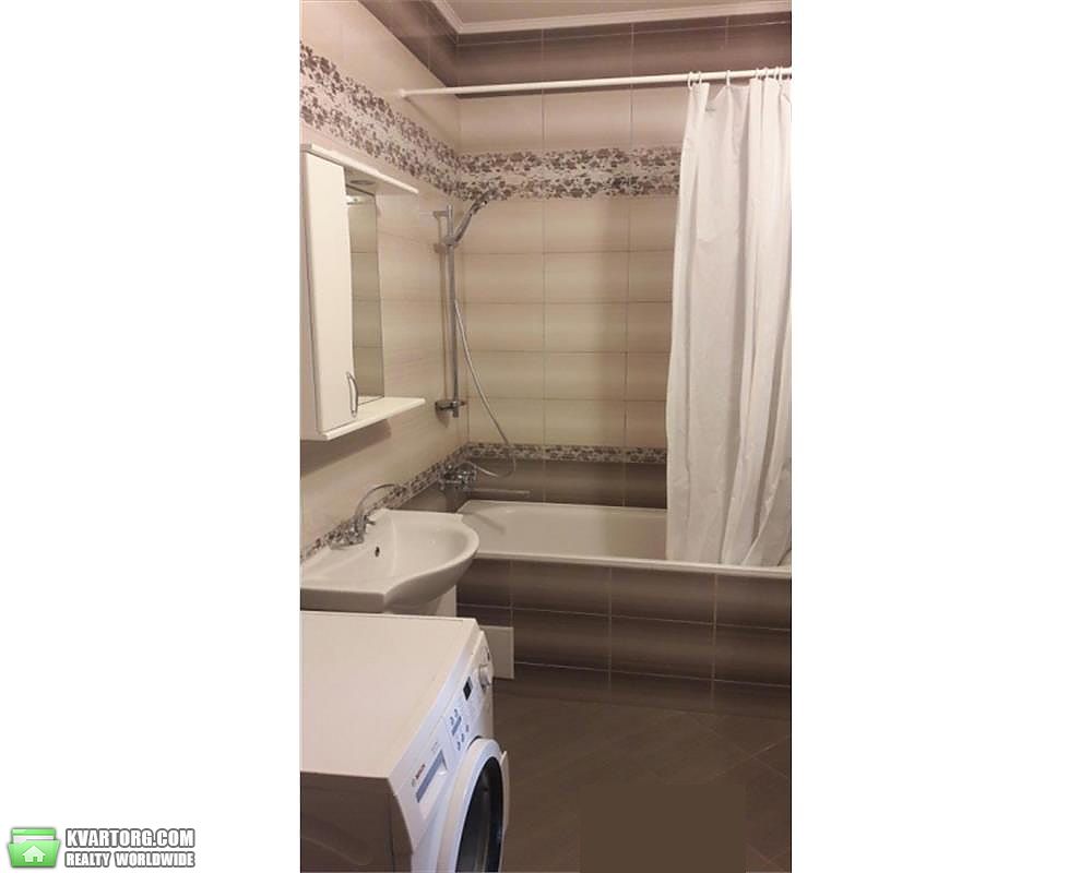 Rent out 3-room apartment. Киев,  Красногвардейская — photo 5