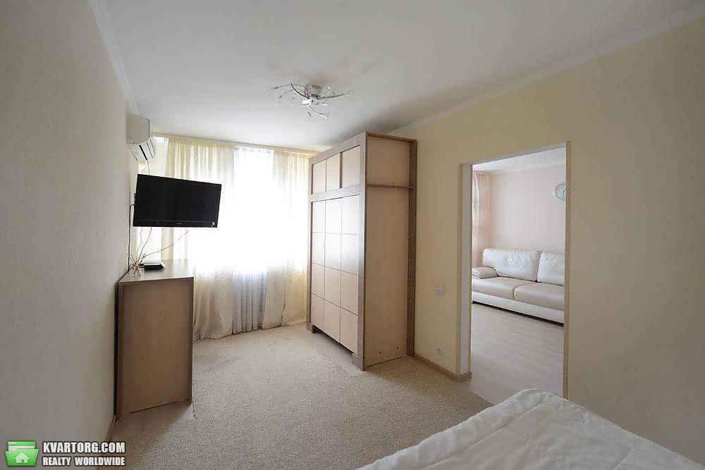 Rent out 2-room apartment. Киев,  Мечникова — photo 5