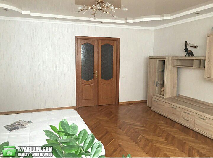 Rent out 2-room apartment. Киев,  Никольско-Слободская — photo 2