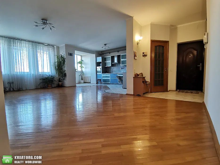 Sell 3-room apartment. Киев,  Бажана — photo 2