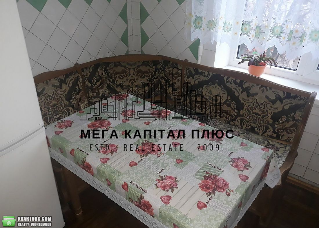 Rent out 2-room apartment. Киев, Булаховського — photo 4