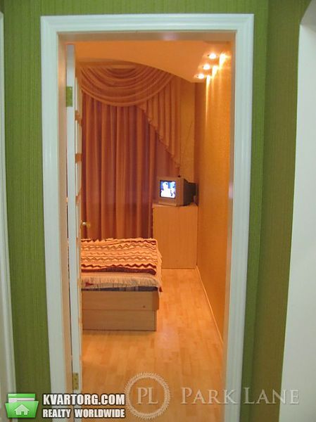 Sell 2-room apartment. Киев, Довженко — photo 9