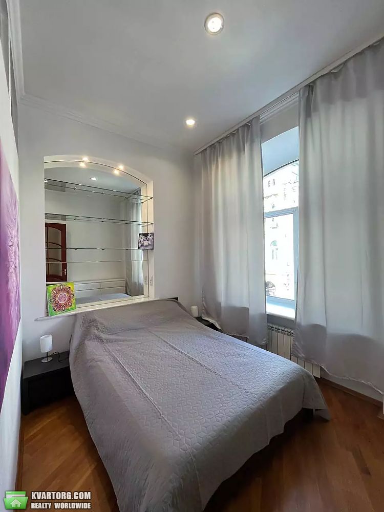 Rent out 2-room apartment. Киев, Малая Житомирская — photo 7
