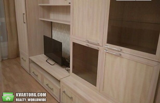 Rent out 2-room apartment. Киев,  Вильямса — photo 2