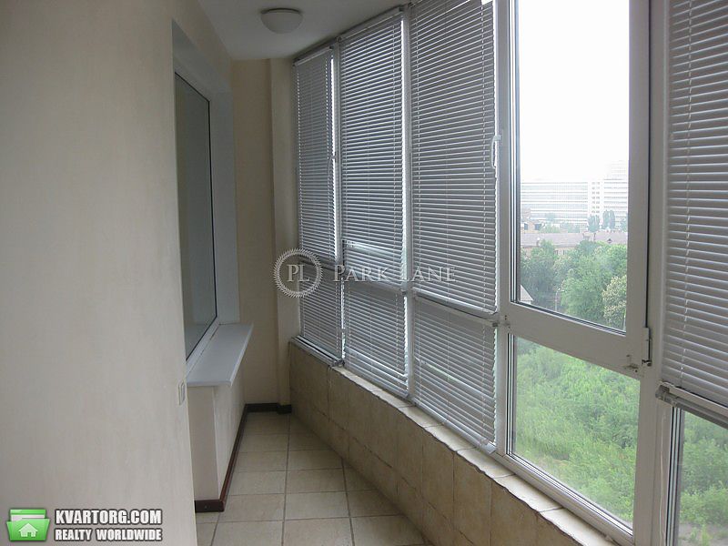 Rent out 2-room apartment. Киев,  Мирного Панаса — photo 8