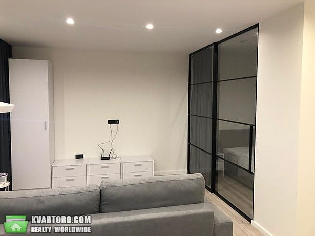 Rent out 1-room apartment. Киев, Практична — photo 4