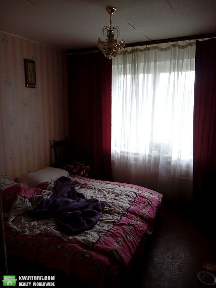 Sell 3-room apartment. Киев,  Приречная — photo 1