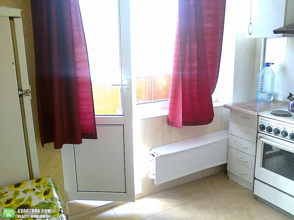Rent out 1-room apartment. Киев,  Якубовского — photo 3