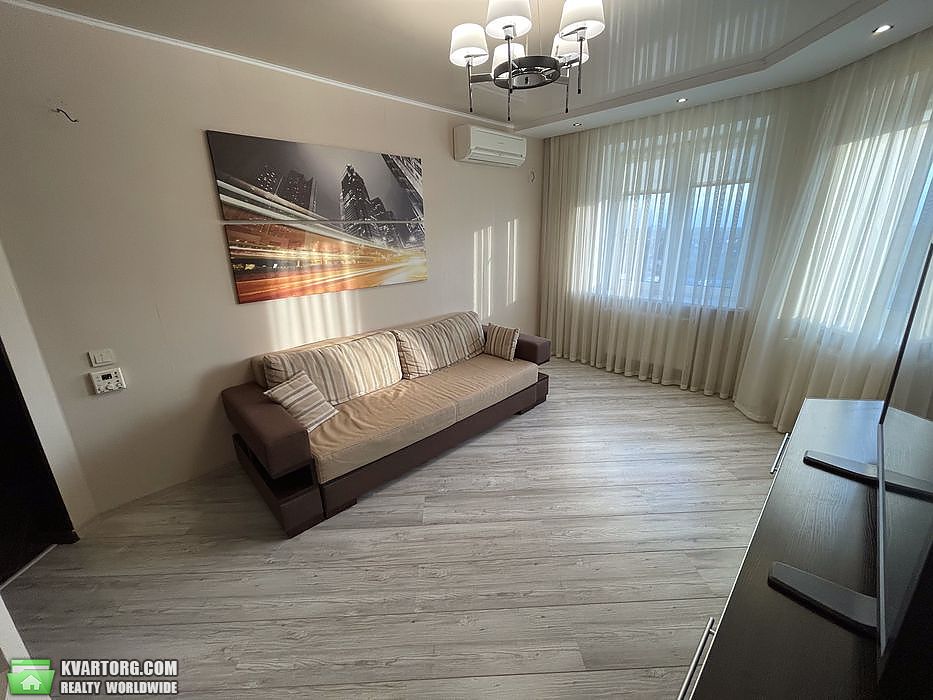 Sell 1-room apartment. Киев,  Тепличная — photo 10