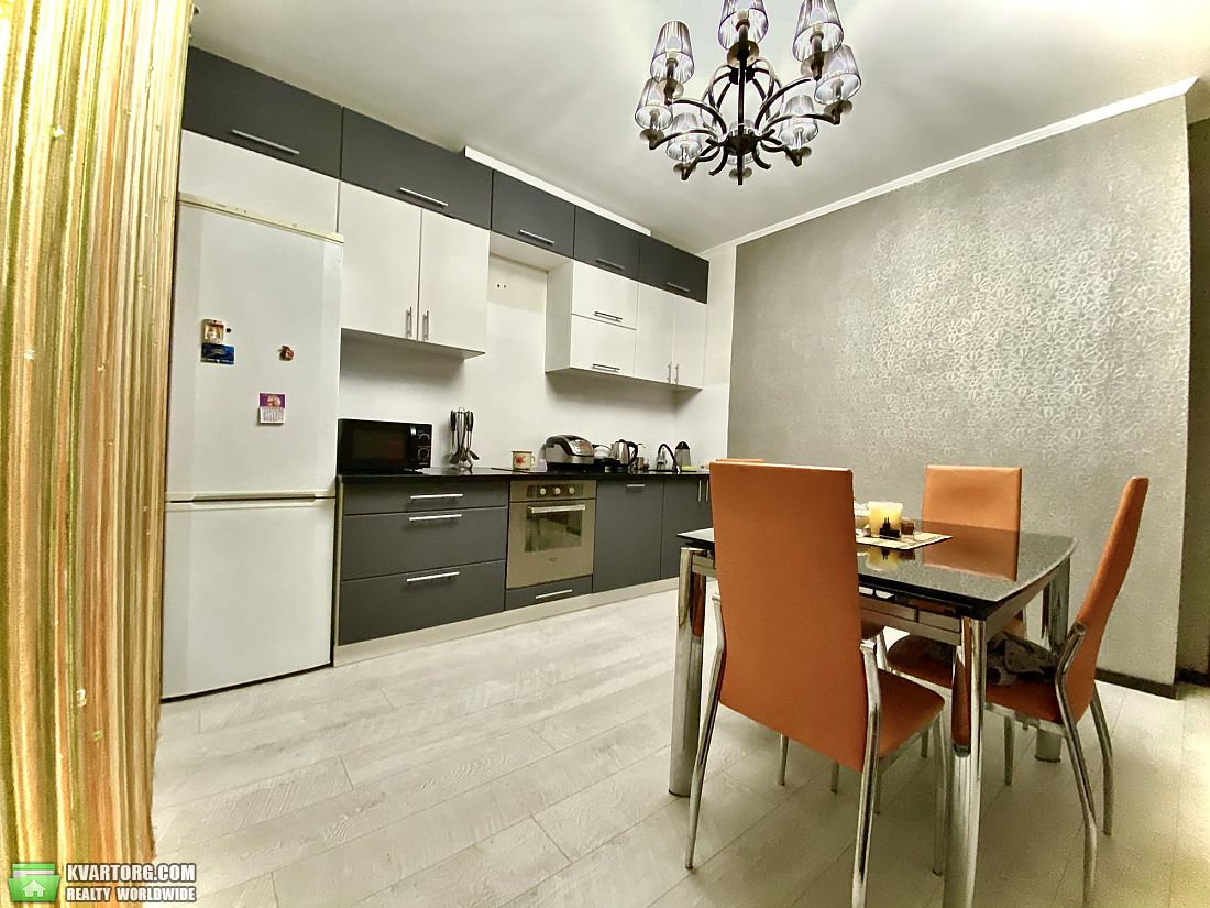 Sell 3-room apartment. Киев,  Саперно-Слободская — photo 1