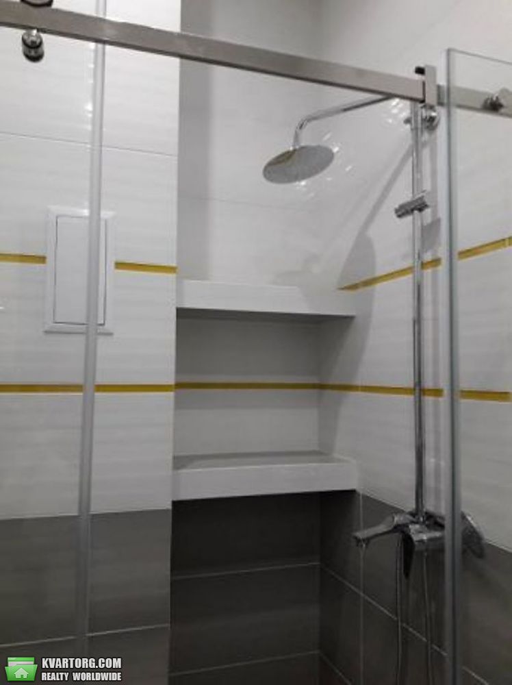 Rent out 1-room apartment. Киев,  Львовская — photo 3