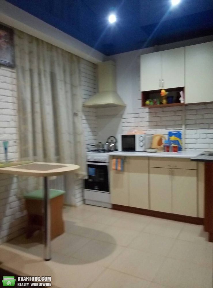 Rent out 1-room apartment. Днепропетровск, Войцеховича — photo 1