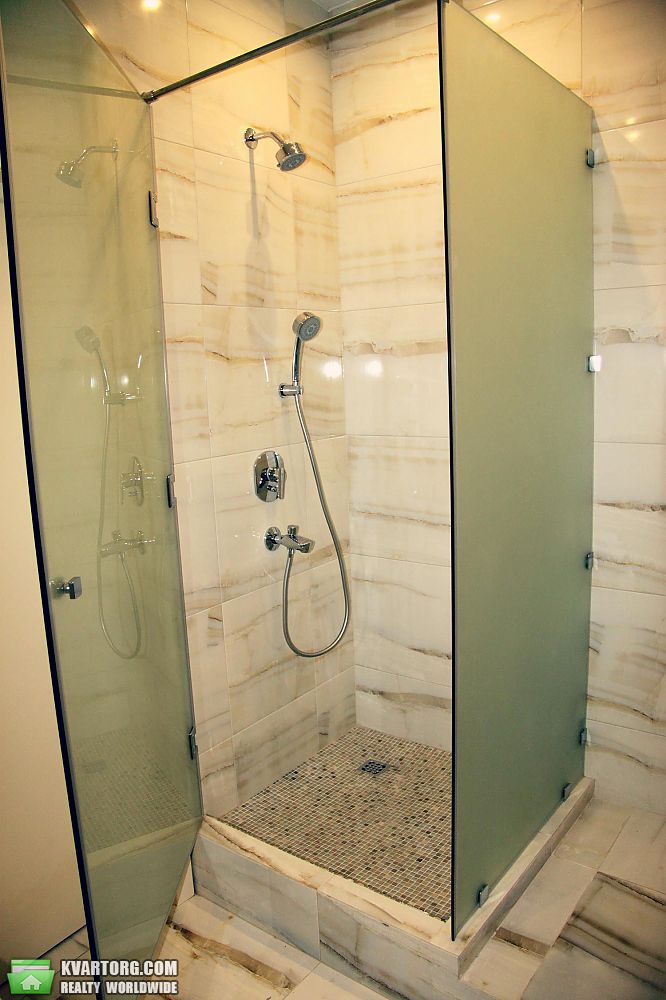 Rent out 1-room apartment. Киев, Драгомирова — photo 6
