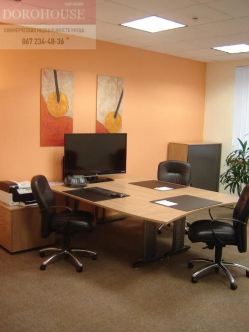 Rent out office. Киев, Шелковичная 42-44 — photo 1