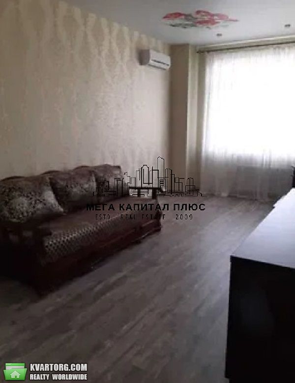 Rent out 3-room apartment. Киев,  Урловская — photo 8