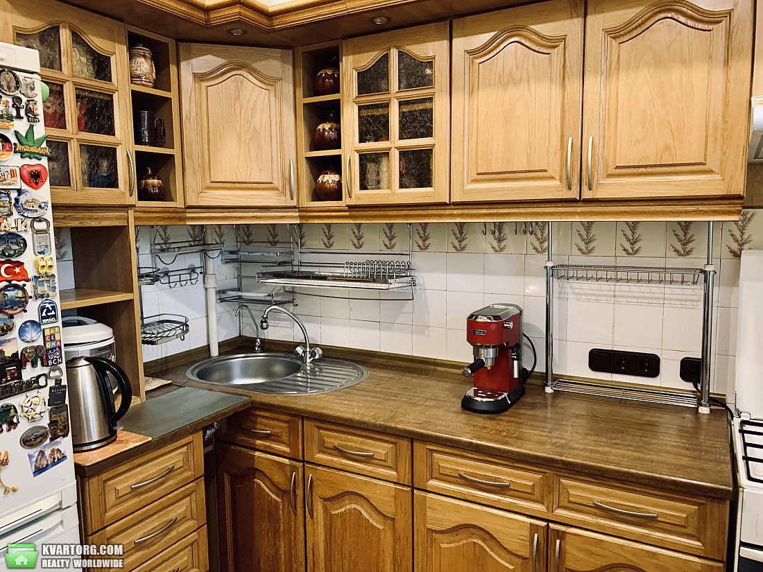 Sell 2-room apartment. Киев,  Лабораторная — photo 3