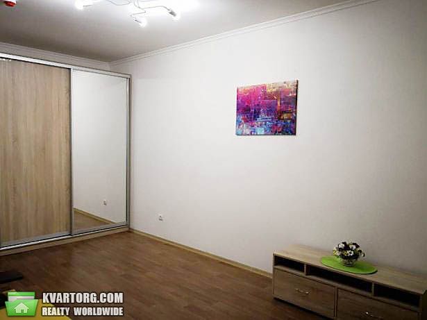 Rent out 1-room apartment. Киев,  Гмыри — photo 4