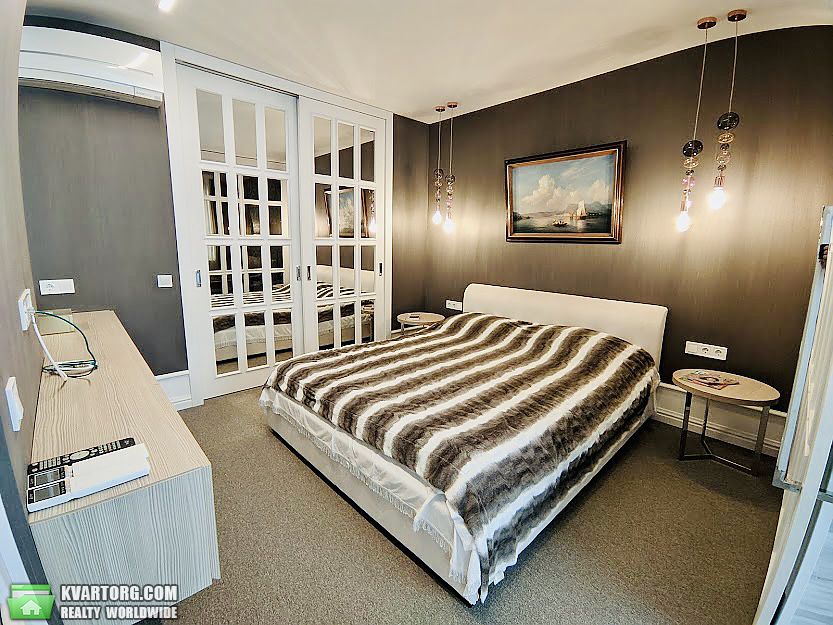 Rent out 1-room apartment. Киев,  Маршала Конева — photo 1