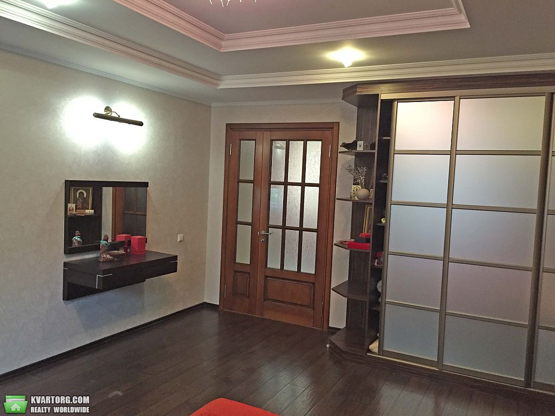 Sell 3-room apartment. Одесса, Солнечная — photo 1