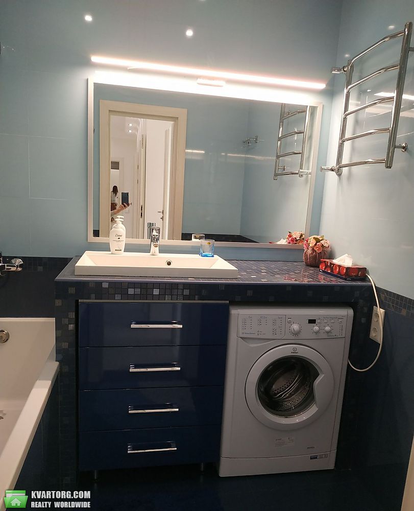 Rent out 2-room apartment. Киев, Сикорского — photo 9