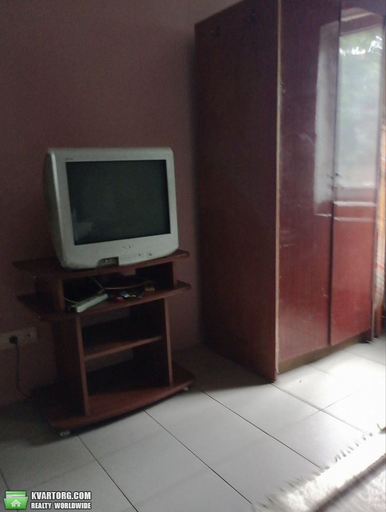 Rent out house. Киев, Малоземельная — photo 3